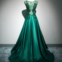 Long Prom Dresses Scoop Brush Train Hunter Green Beading Lace Prom Dress JKL540