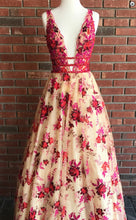 Lace Prom Dresses V-neck A Line Floor-length Red Floral Sexy Long Prom Dress JKL692