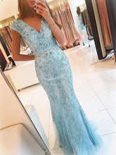 Chic Prom Dresses V-neck Floor-length Tulle Prom Dress/Evening Dress JKS082