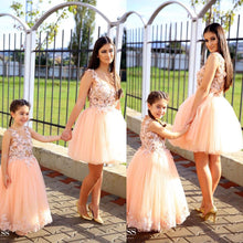 Beautiful Short Prom Dresses Scoop Ball Gown Pearl Pink Homecoming Dress JKS144