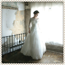 Beautiful Wedding Dresses A-line Floor-length Ivory Tulle Bridal Gown JKS150