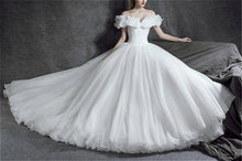 Chic Wedding Dresses Sexy Off-the-shoulder Tulle Ivory Beautiful Bridal Gown JKS157