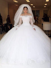 Luxury Wedding Dresses Off-the-shoulder Ball Gown Chic Bridal Gown JKS188