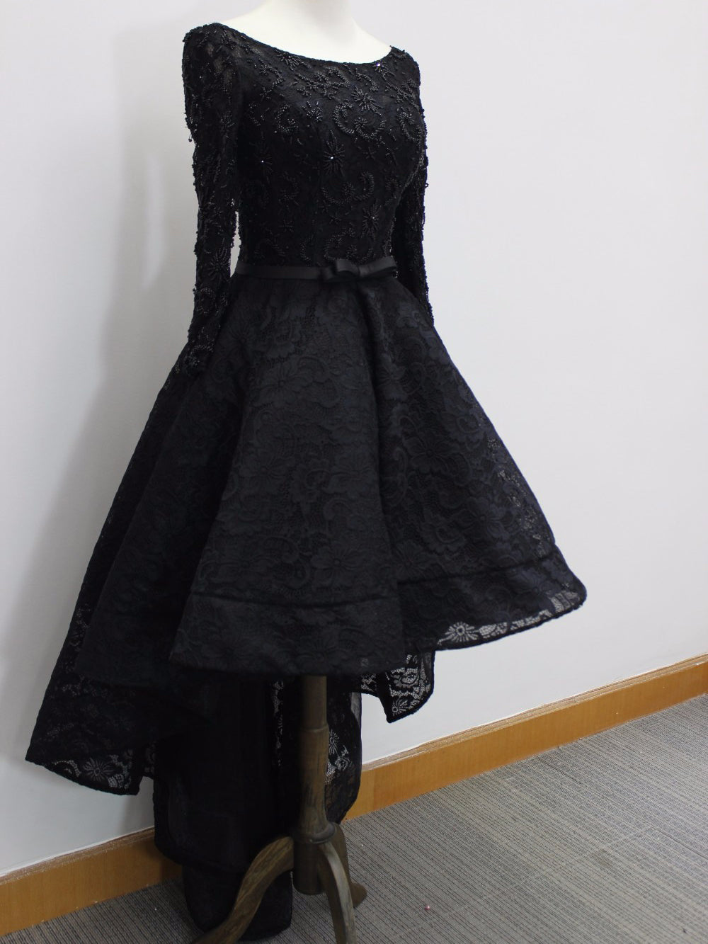 High Low Prom Dresses Scoop Lace Beading Long Sleeves Sexy Black Prom Dress/Evening Dress JKS220