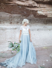 Lace Wedding Dresses Scoop Short Sleeves Sweep/Brush Train Chic Bridal Gown JKS223
