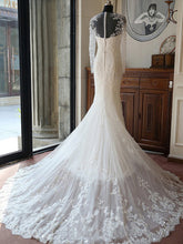 Chic Wedding Dresses Scoop Trumpet/Mermaid Delicate Sexy Tulle Bridal Gown JKS229