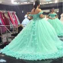 Ball Gown Wedding Dresses Off-the-shoulder Hand-Made Flower Tulle Bridal Gown JKS231