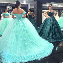 Ball Gown Wedding Dresses Off-the-shoulder Hand-Made Flower Tulle Bridal Gown JKS231