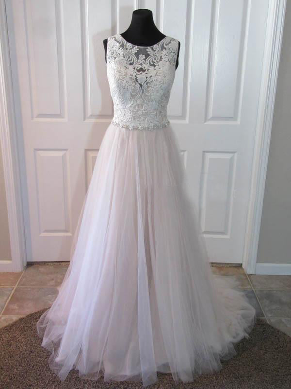 Beautiful Wedding Dresses A-line Scoop Sweep/Brush Train Lace Bridal Gown JKS252