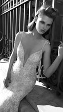 Sexy Wedding Dresses Spaghetti Straps Sheath/Column Lace Bridal Gown JKW052