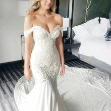 Trumpet/Mermaid Wedding Dresses Sexy Appliques Beading Sweetheart Bridal Gown JKW074