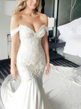 Trumpet/Mermaid Wedding Dresses Sexy Appliques Beading Sweetheart Bridal Gown JKW074