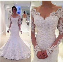 Sexy Wedding Dresses V-neck Trumpet/Mermaid Appliques Tulle Bridal Gown JKW098