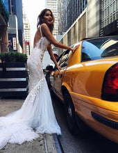 Sexy Chic Wedding Dresses Straps Appliques Sweep/Brush Train Backless Bridal Gown JKW107