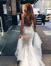 Sexy Chic Wedding Dresses Straps Appliques Sweep/Brush Train Backless Bridal Gown JKW107