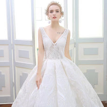 Luxury Wedding Dresses Ball Gown V-neck Sweep Train Lace Ivory Big Bridal Gown JKW173