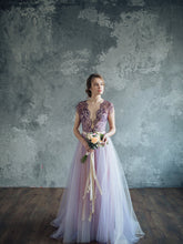 Lace Wedding Dresses Aline Short Train V-neck Chic Beading Bridal Gown JKW183|Annapromdress
