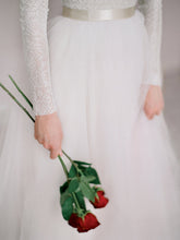 Long Sleeve Wedding Dresses Aline Floor-length Beautiful Lace Bridal Gown JKW185|Annapromdress