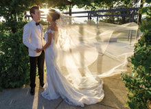 Mermaid Wedding Dresses Romantic Off-the-shoulder Sweep Train Lace Bridal Gown JKW208|Annapromdress