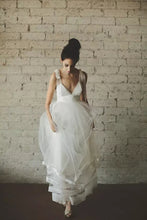 Simple Wedding Dresses A-line Straps V-neck Long Sexy Cheap Beach Bridal Gown JKW233|Annapromdress