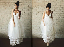 Simple Wedding Dresses A-line Straps V-neck Long Sexy Cheap Beach Bridal Gown JKW233|Annapromdress