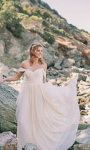 Beach Wedding Dresses Aline Off-the-shoulder Floor-length Lace Simple Bridal Gown JKW300|Annapromdress