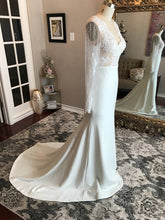 Long Sleeve Wedding Dresses Romantic V-neck Mermaid Long Open Back Lace Bridal Gown JKW302|Annapromdress