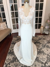 Long Sleeve Wedding Dresses Romantic V-neck Mermaid Long Open Back Lace Bridal Gown JKW302|Annapromdress