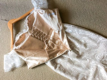 Lace Wedding Dresses Sheath Off-the-shoulder Short Sleeve Romantic Beach Bridal Gown JKW348|Annapromdress