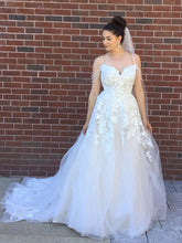 Open Back Wedding Dresses A-line Spaghetti Straps Appliques Romantic Bridal Gown JKW357|Annapromdress