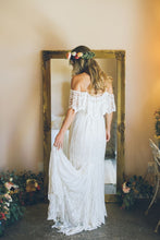 Half Sleeve Wedding Dresses Spaghetti Straps Short Train Romantic Lace Bridal Gown JKW364|Annapromdress