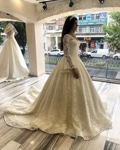 Ball Gown V-Neck Long Sleeve Exquisite Lace Wedding Dress Bridal Gown,JKZ6115|Annapromdress