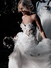 Stunning Sweetheart A-line Wedding Dresses Tulle Appliqued Gowns JKZ6206|annapromdress