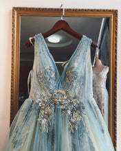 A-Line Tulle Appliques V-neck Long Prom Dress Formal Evening Gowns JKZ8718|Annaprmdress