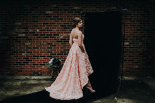 Romantic Sweetheart High Low Pink Flower Wedding Dress with Belt Rustic Wedding Gowns YSL1774|annapromdress