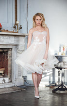 Cute Sweetheart Strapless Short Wedding Dress Summer Modest Tulle Appliques Bridal Gown YSL1775|annapromdress