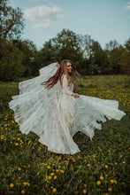 Exquisite Lace Sexy Deep V Neck Bohemian Wedding Dress Long Sleeve Rustic Wedding Dress Backless YSR235|annapromdress