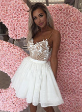 Spaghetti Straps V-neck Homecoming Dress Appliques A-line Short Prom Dress ZWP1901|Annapromdress