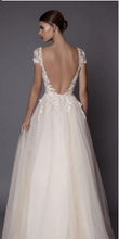 Ivory Applique Floor-length Tulle Prom Dress JKL302