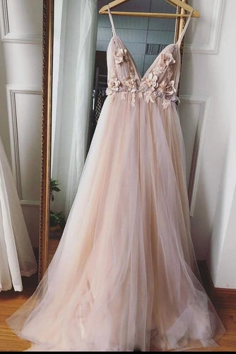 A-line V-neck 3D Appliques Eleagnt Tulle Long Prom Dress JKS6731